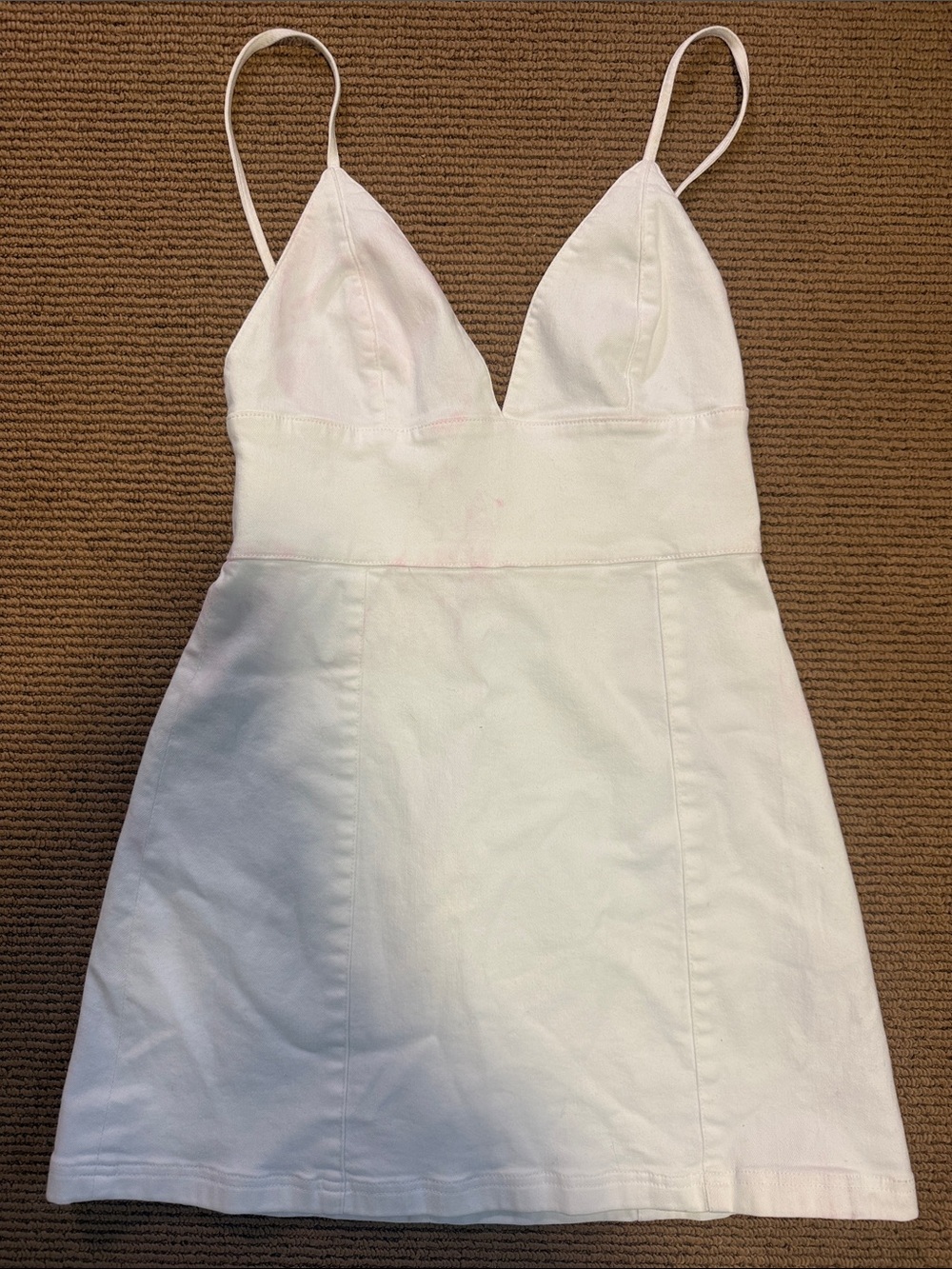Alice + Olivia White V-Neck Spaghetti Strap Slip Dress